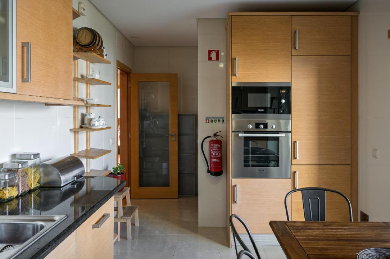 Uauhome In Praia Da Rocha 300 Mt To Beach, Wifi Portimao Exterior photo